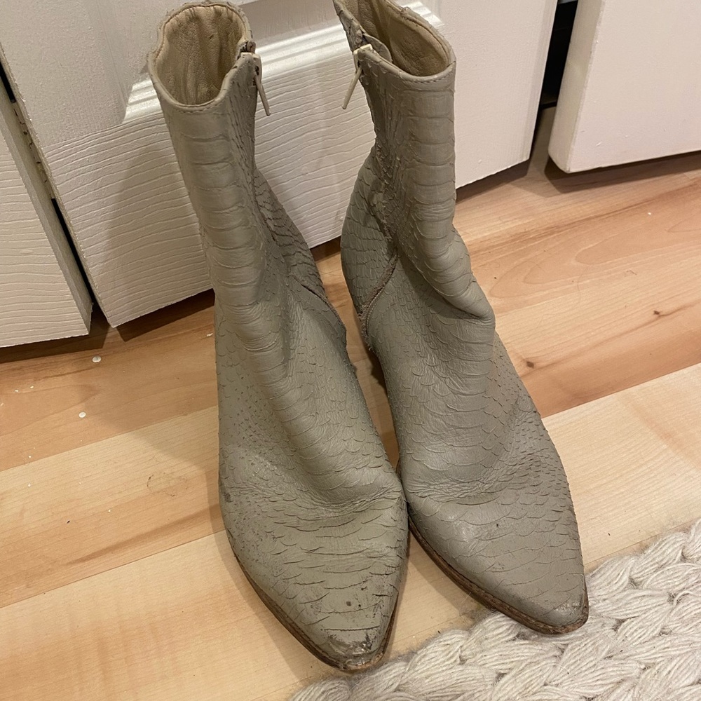 Matisse Caty Boot in Ivory Snakeskin